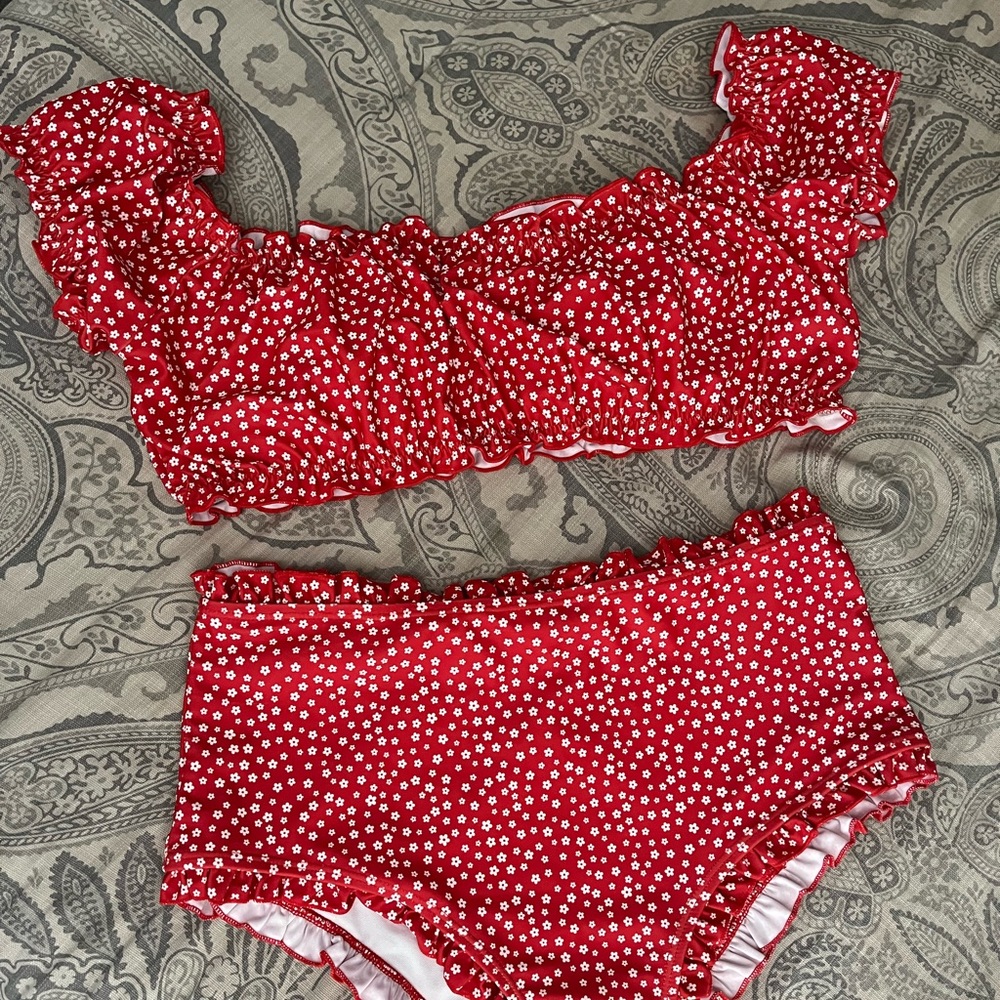 2 piece adorable swim suit!